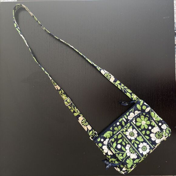 Vera Bradley Lucky You Crossbody - Picture 4 of 11
